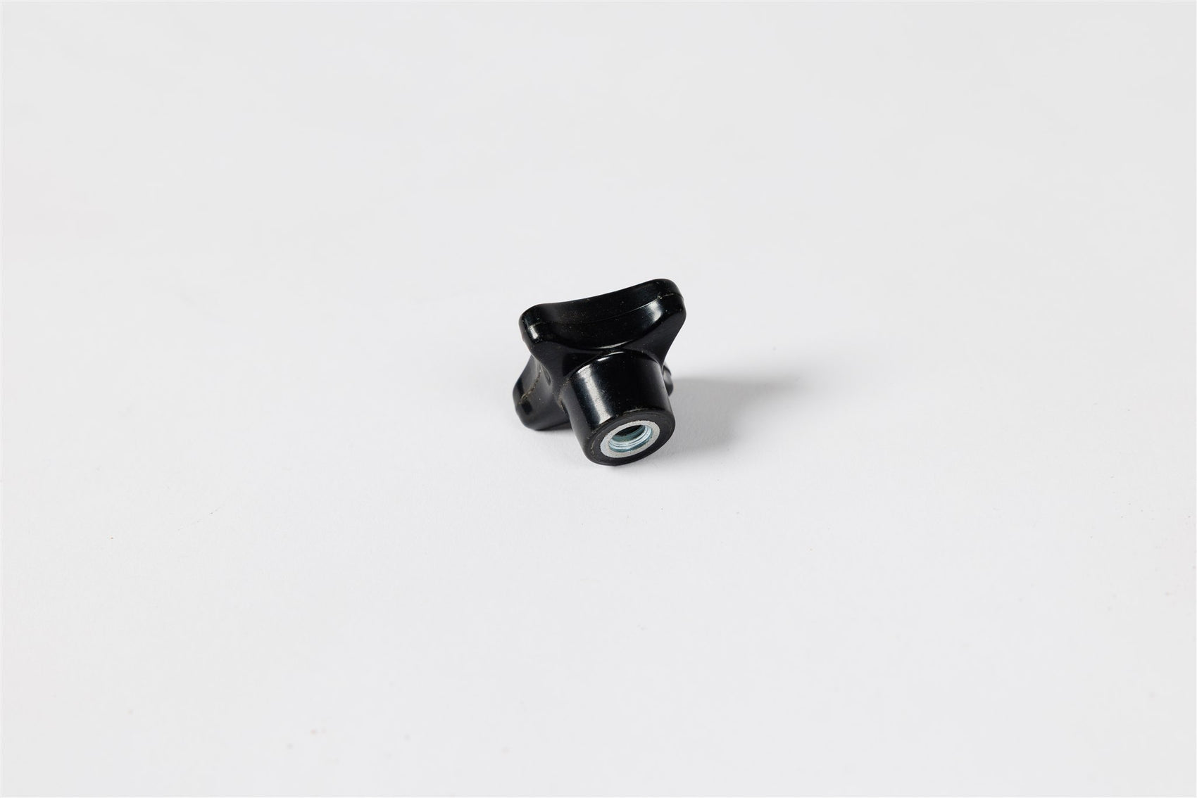 Hand Knob - 6Mm